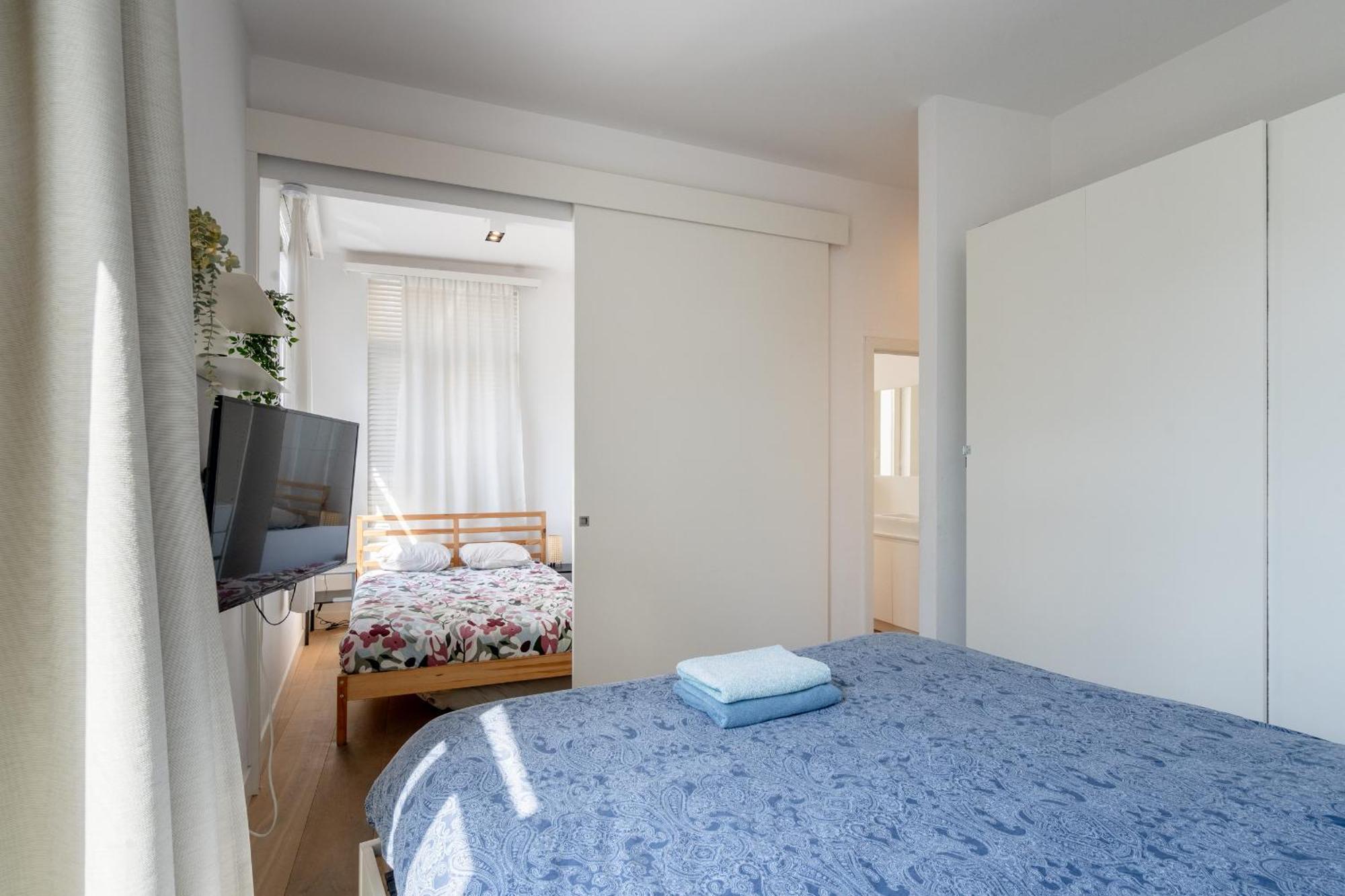 Beautiful Modern Apartment In The Heart Of アントウェルペン エクステリア 写真